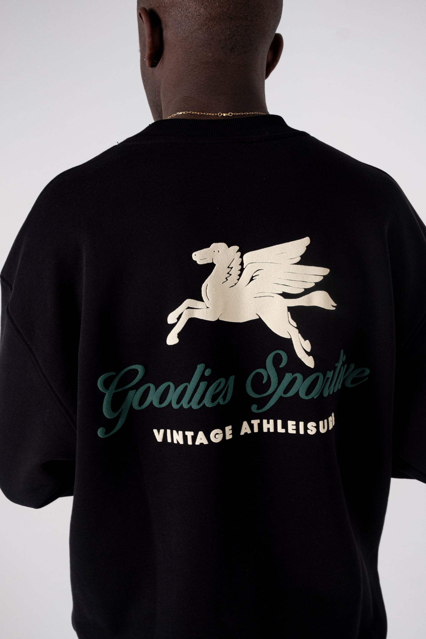 550G Premium black crewneck puff sprint - Aura