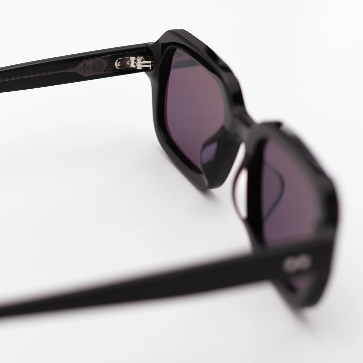 Cascade - Black Acetate / Black Lenses akila