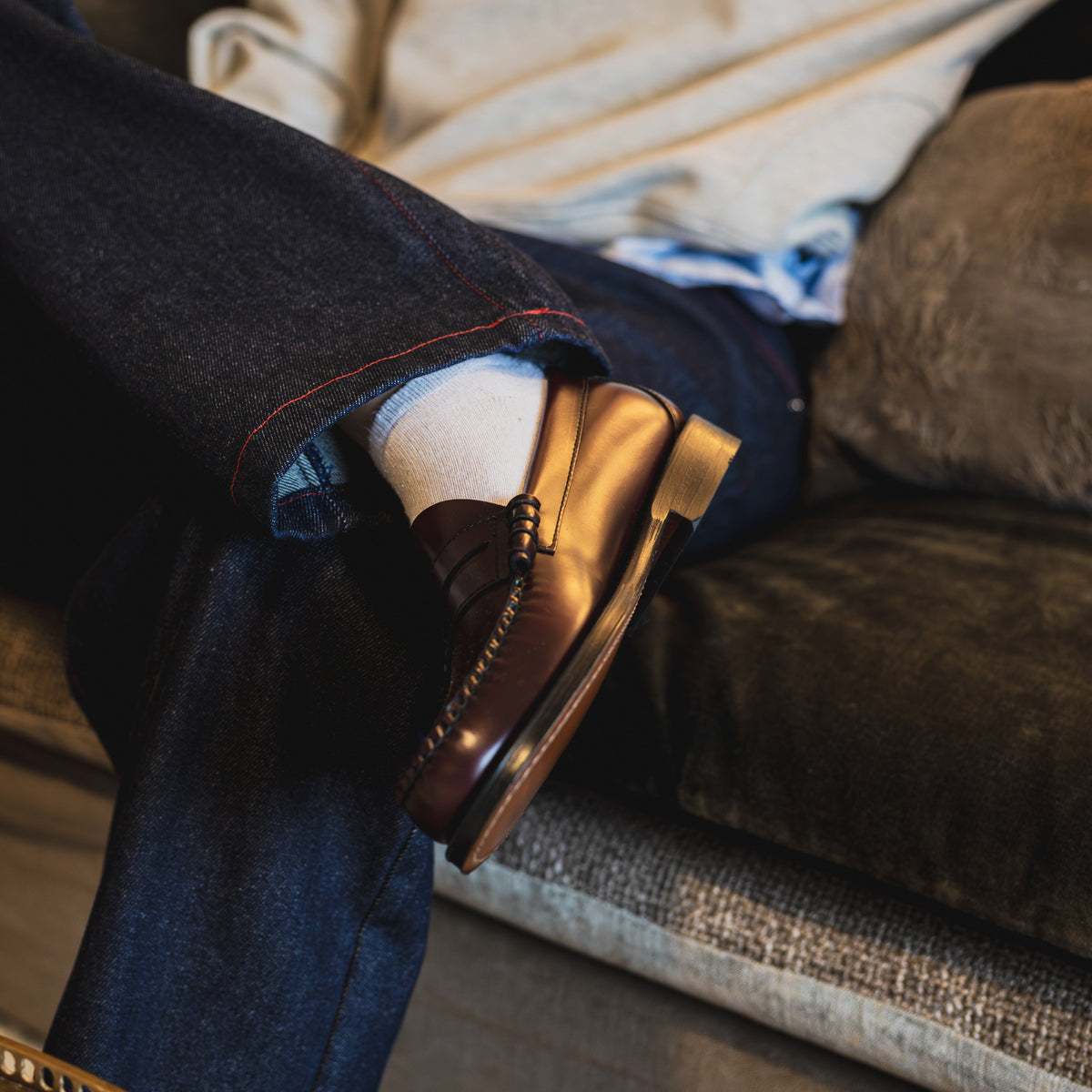 Comment porter les mocassins G.H. Bass : 5 looks élégants pour une silhouette contemporaine