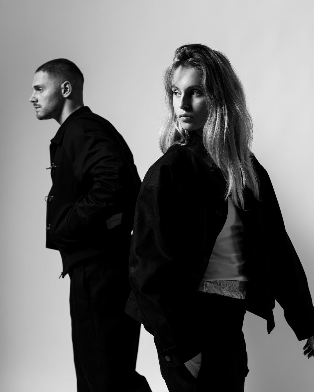 Aura X Not Too Ballsy: [OUTRENOIR]