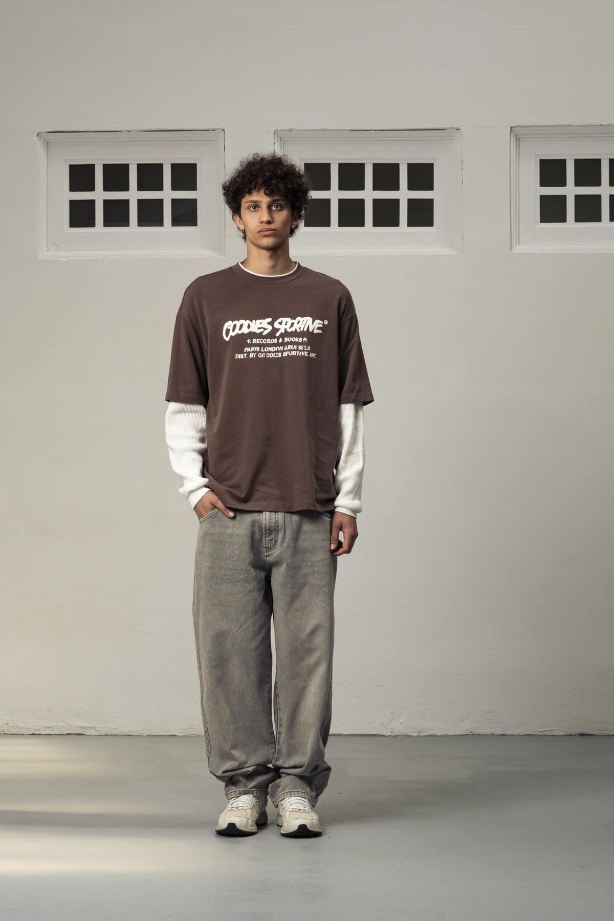 RECORDS LONG SLEEVE - Brown Ecru GOODIES SPORTIVE - porté de face — photo 1