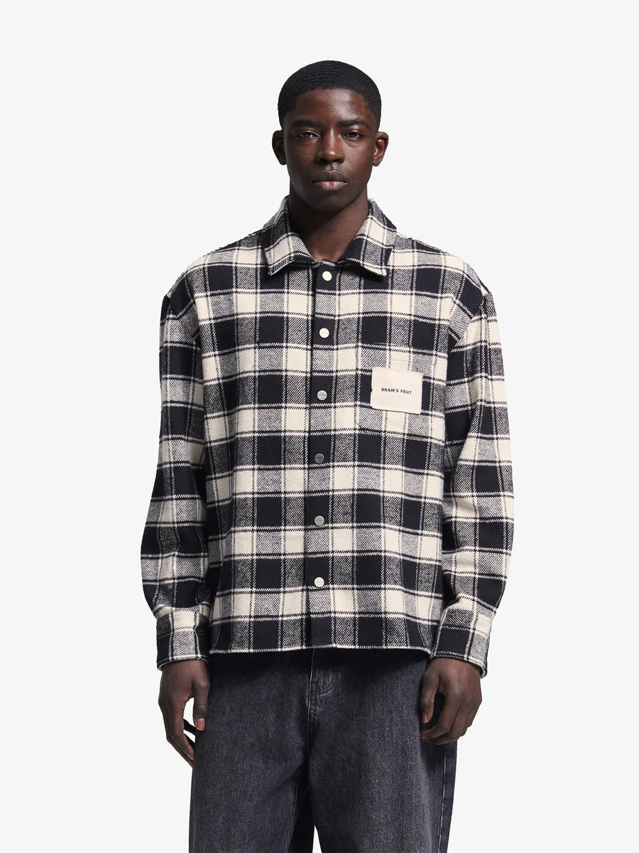 Flanel Overshirt Bram's Fruit black portée, coupe relaxed — photo 3