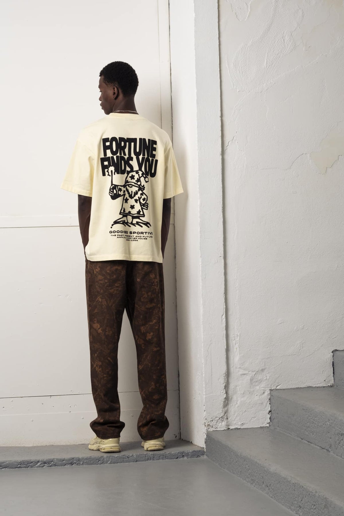 FORTUNE BUTTER TEE - Butter Yellow GOODIES SPORTIVE - porté de dos — photo 2