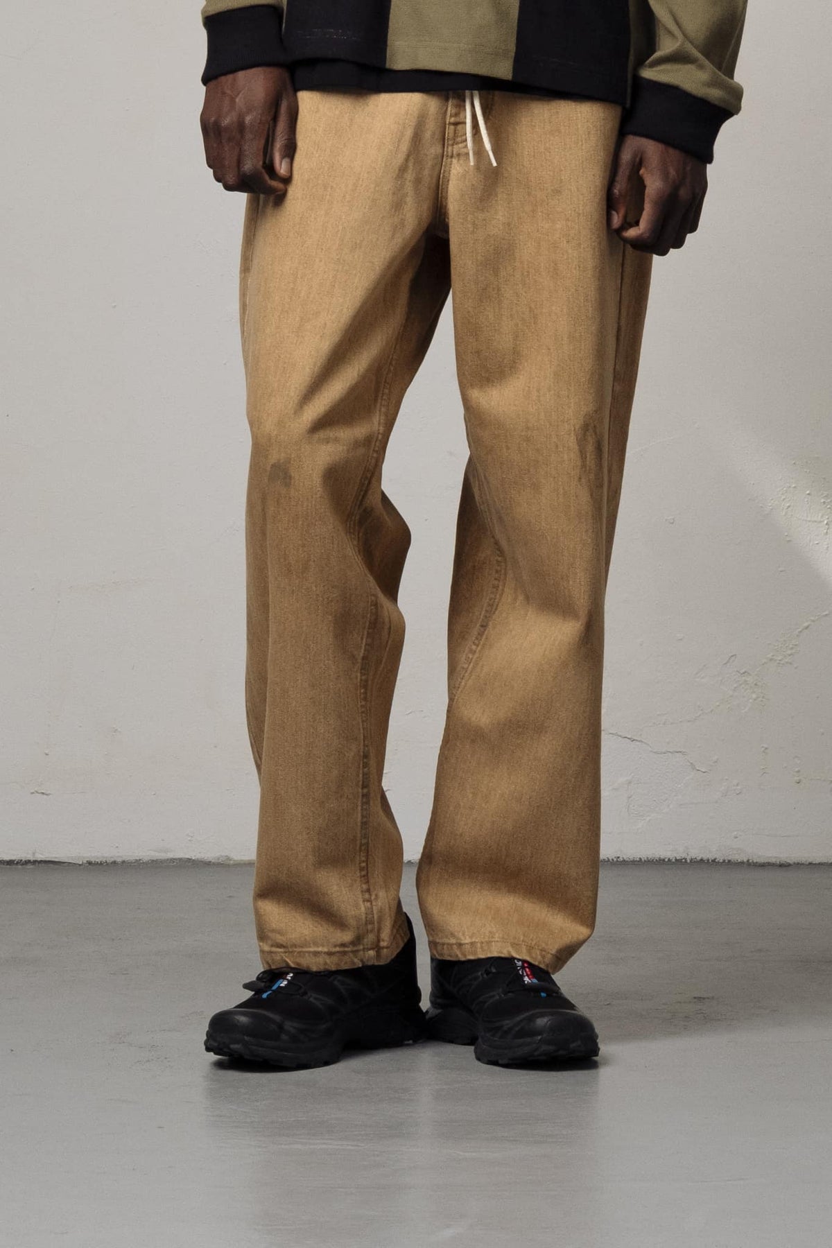 CAMEL DIRTY PANTS - Camel GOODIES SPORTIVE - porté de face — photo 1
