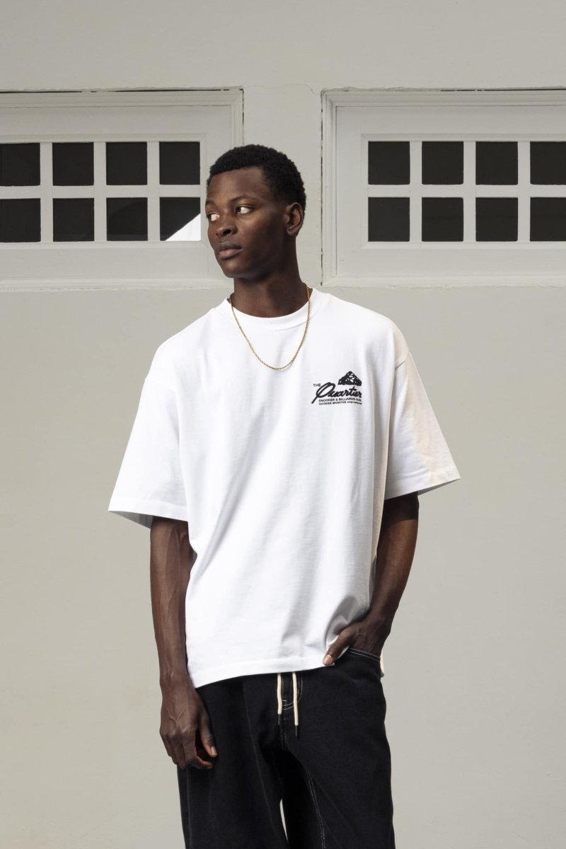 SNOOKER WHITE TEE - White GOODIES SPORTIVE - porté de face