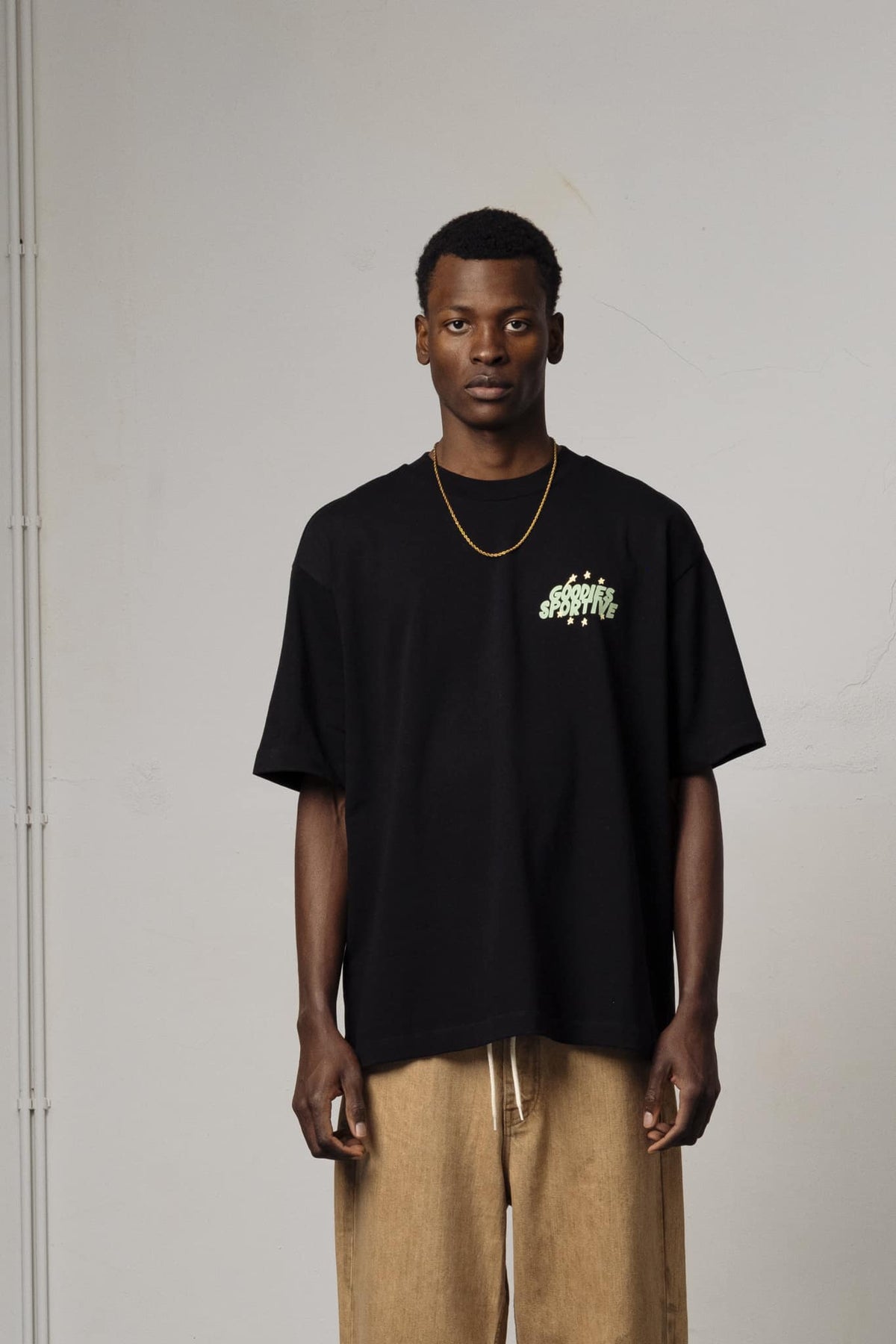 ROOTS OF AFRICA TEE - Black GOODIES SPORTIVE - porté vue rapprochée — photo 2