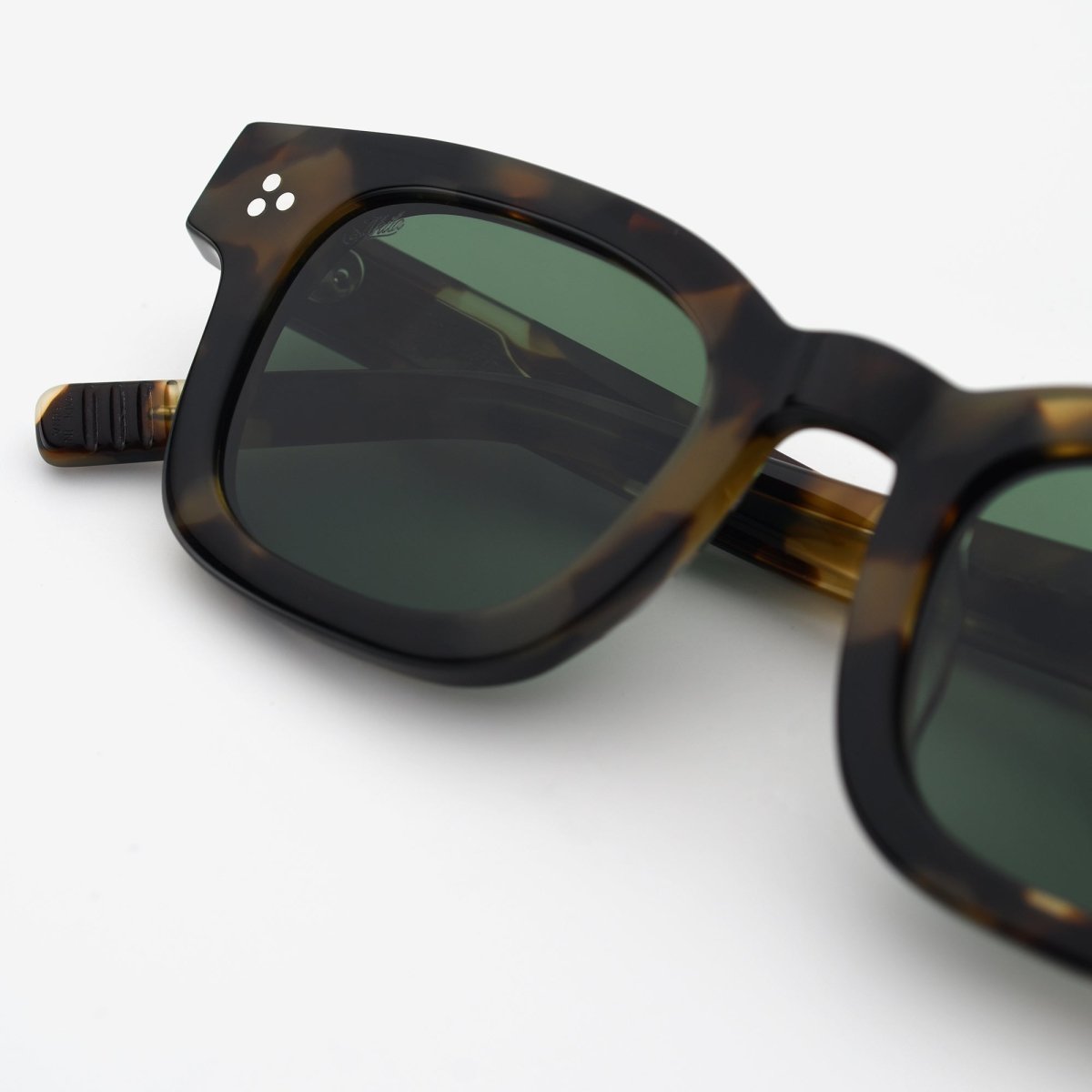 ASCENT - Camo Tortoise Green AKILA - détail branche gravée — photo 6