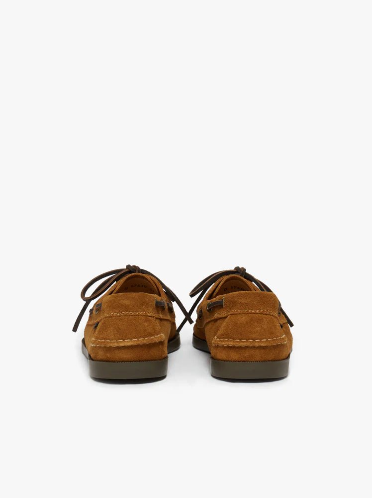JETTY I BOATER 2 EYE - Mid Brown Suede G.H.BASS - détail lacets — photo 4