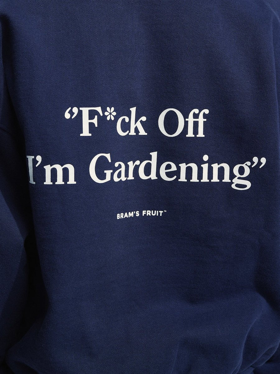 F*ck Off I'm Gardening Hoodie Bram's Fruit navy, porté, vue de dos