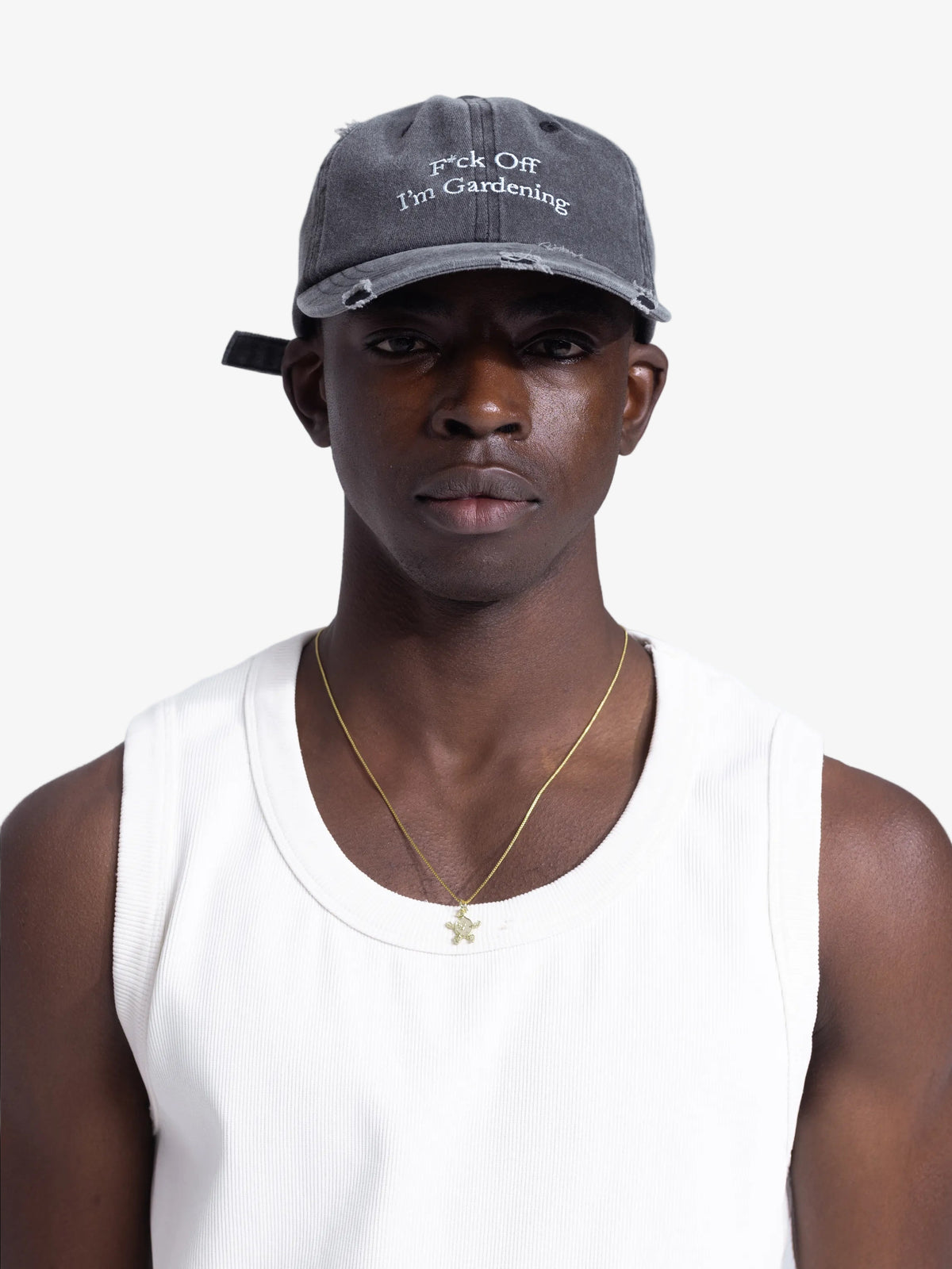 Casquette F*ck Off I'm Gardening Distressed Bram's Fruit washed charcoal portée — photo 3