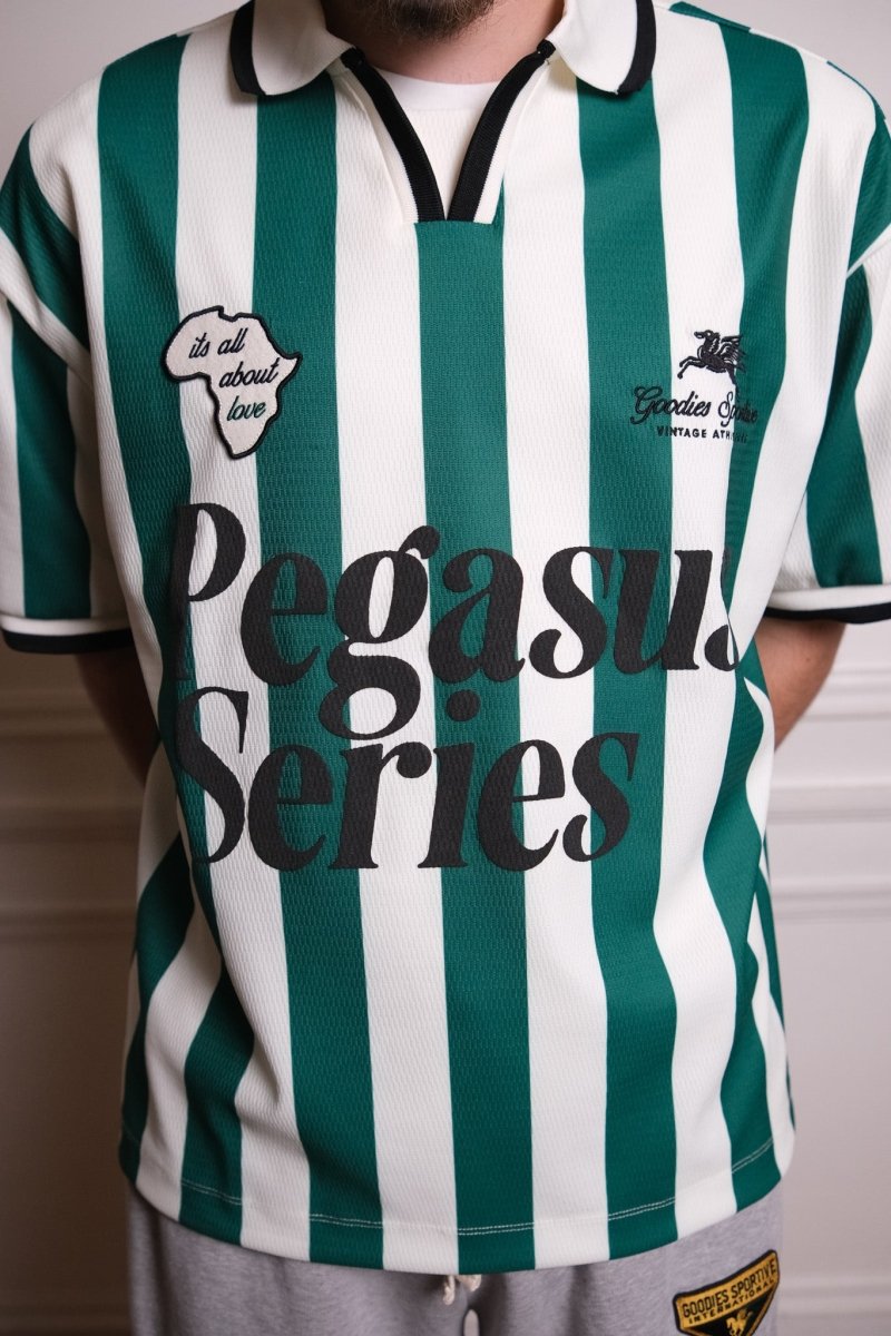 ABOUT LOVE FOOTBALL TEE - Green and Ecru GOODIES SPORTIVE - détail broderie et patch — photo 6