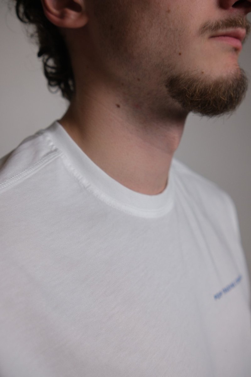 logo t-shirt white/dutch blue Pop trading company