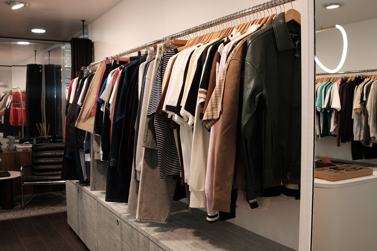 Sélection de vêtements homme chez Aura Store à Rennes
