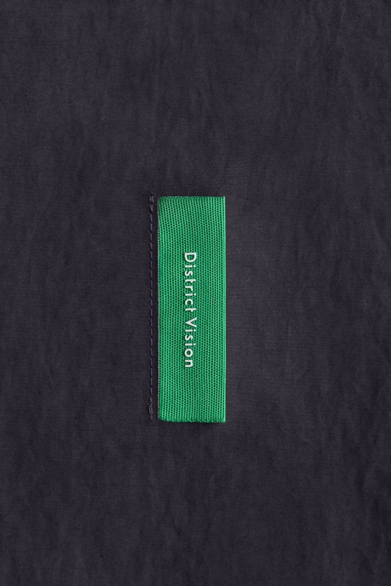 TASLAN NYLON JACKET - Shale DISTRICT VISION - détail de la coupe — photo 8