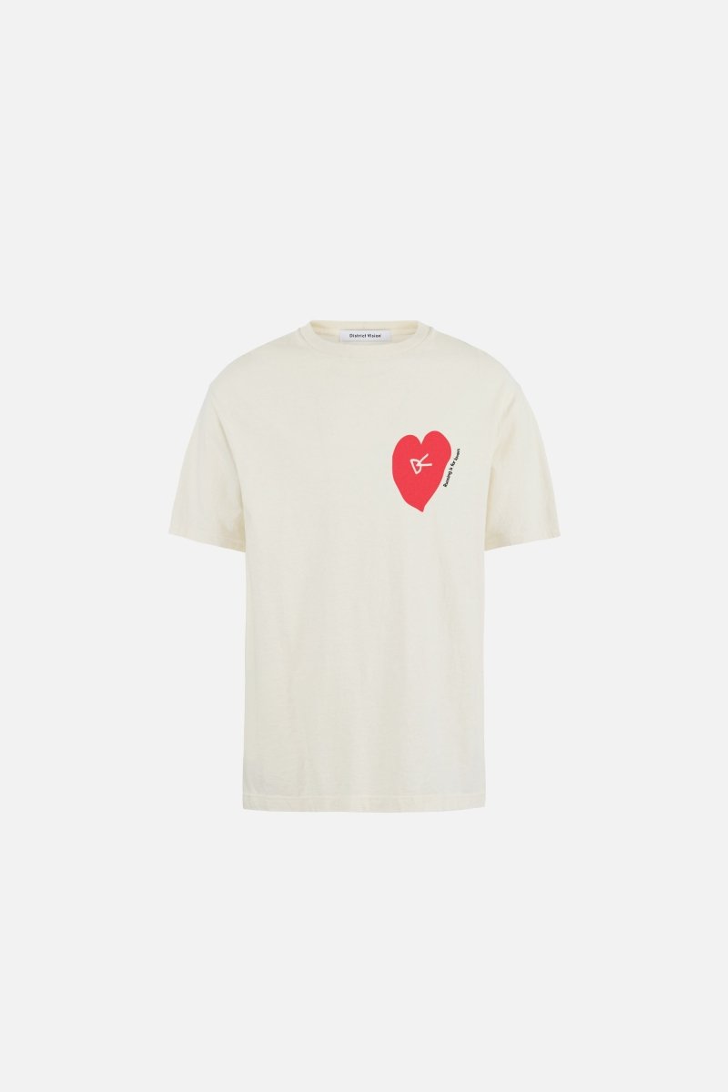 CALIFORNIA COTTON TEE - Run in Love Vintage White DISTRICT VISION - porté de face