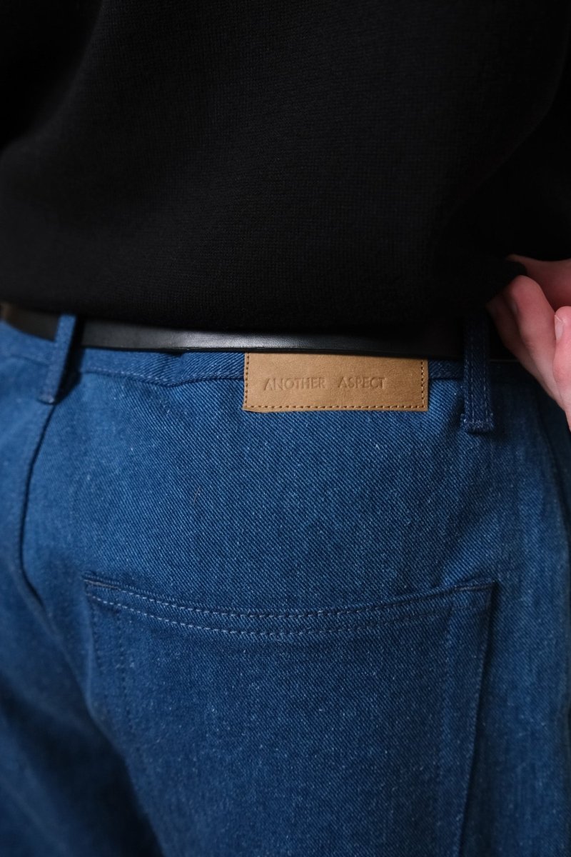 Détail bouton métal et jacron Another Aspect Jeans 4.0 2