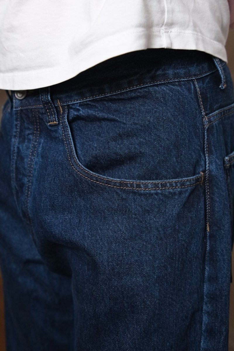 Détail de la coupe ample baggy du jean No Problemo en denim lourd — photo 4