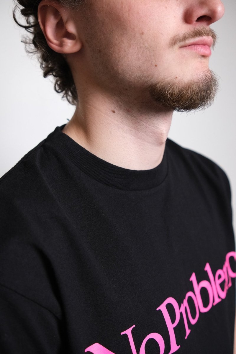 Détail du col rond du t-shirt No Problemo Ss Tee noir — photo 4