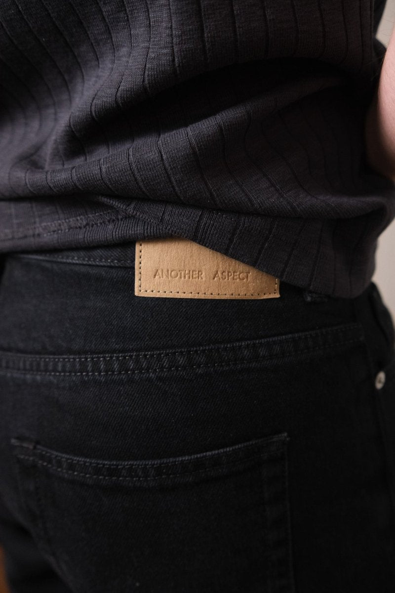 ANOTHER JEANS 1.0, BLACK Another Aspect