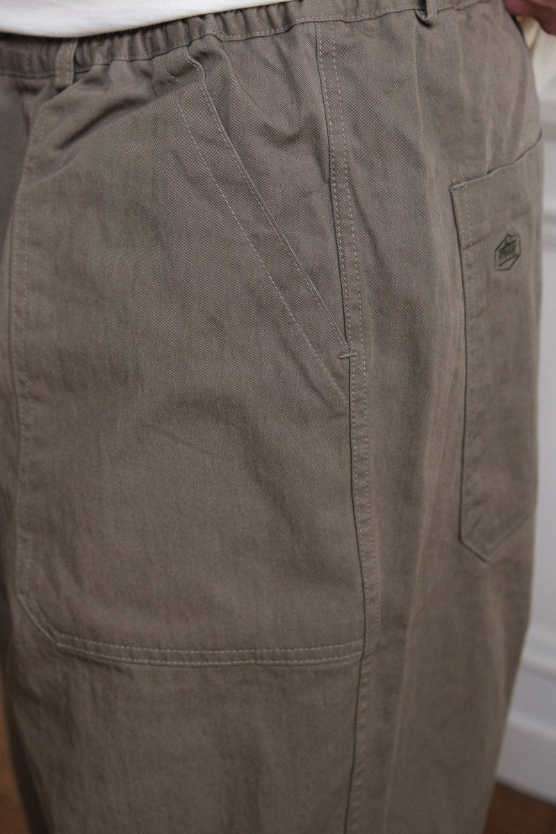 Détail tissu coton-nylon léger infroissable pantalon Kappy Fatigue CN khaki