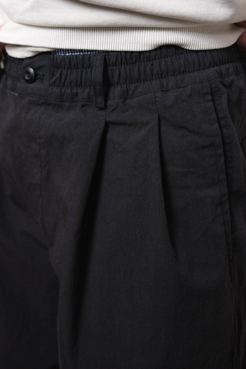 Détail tissu coton-nylon léger infroissable short Kappy Wide CN Half Pants black — photo 3