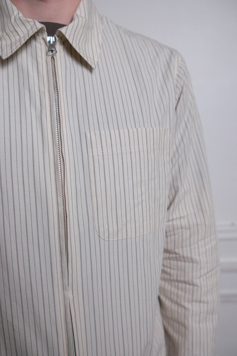 Détail triple surpiqûre et zip frontal Zip Shirt Another Aspect 2