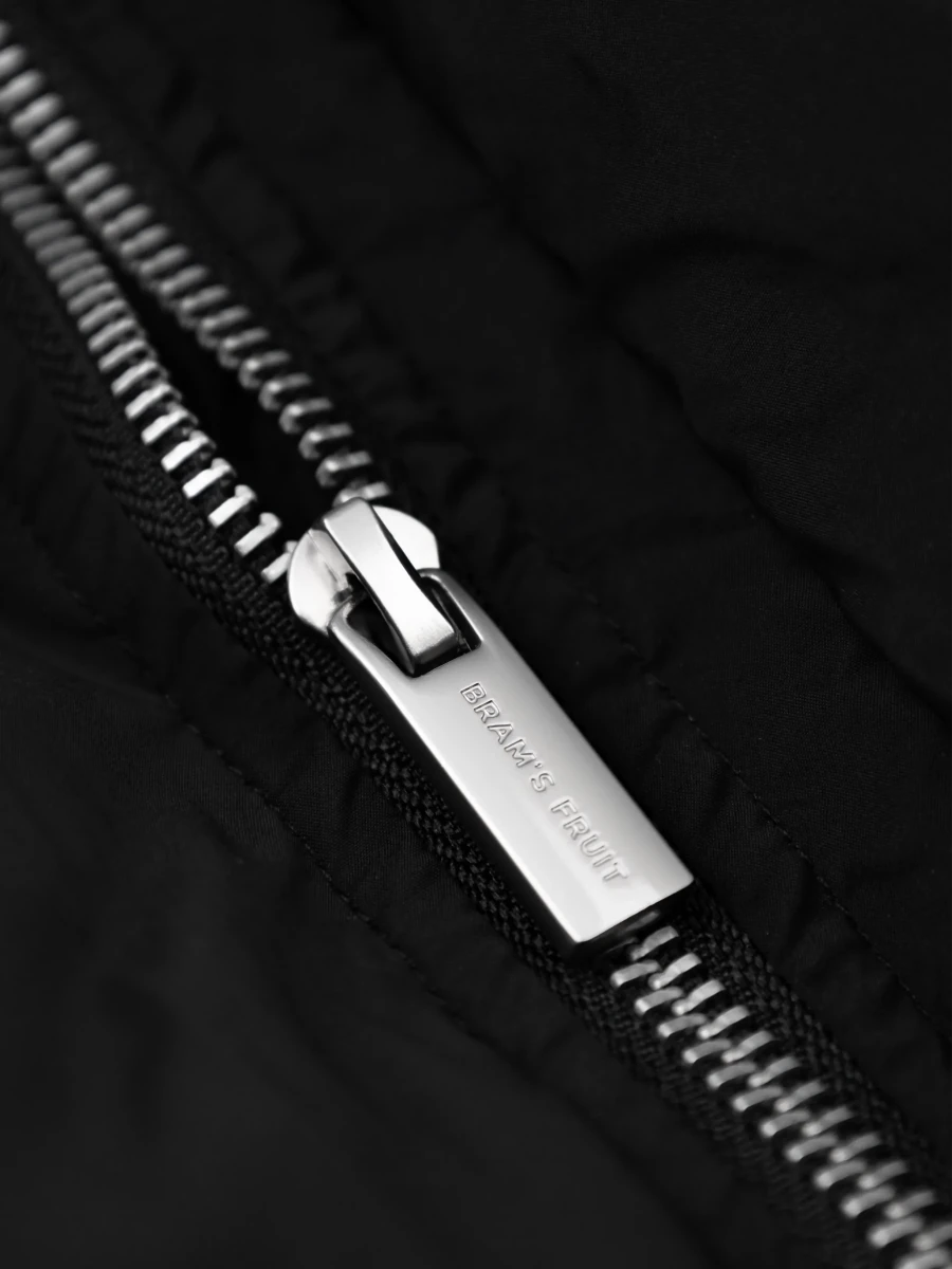 REVERSIBLE PADDED VEST - Black BRAM'S FRUIT - détail zip