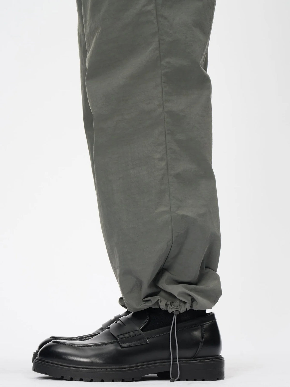 NYLON MULTI PURPOSE PANTS - Dark Heather GOLDWIN - détail ceinture — photo 4
