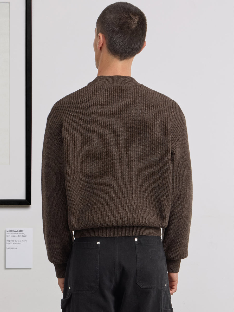 Museum Garments Deck Sweater marron en laine d'agneau mérinos - porté, vue 6