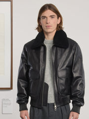 Museum Garments Flight Jacket en cuir de vachette noir - porté, vue 4