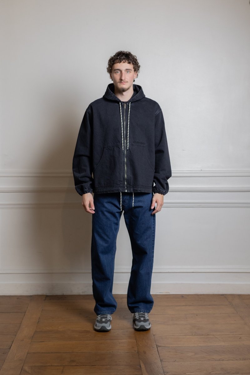 Mannequin portant la veste workwear No Problemo en denim 14oz noir — photo 1