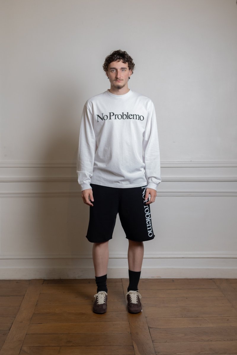  Mannequin portant le t-shirt manches longues No Problemo Ls Tee blanc