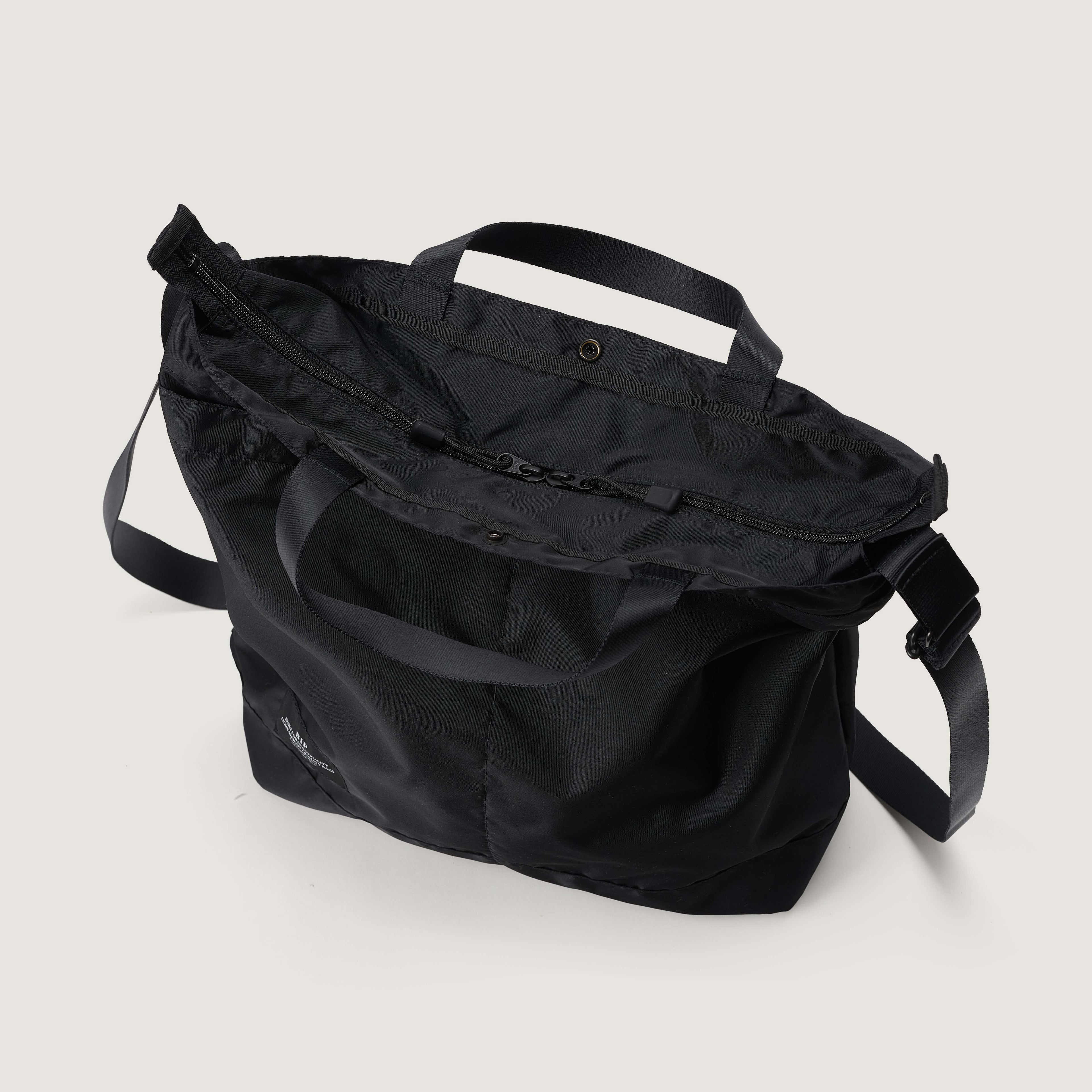 New York Tote Medium - Black - Aura