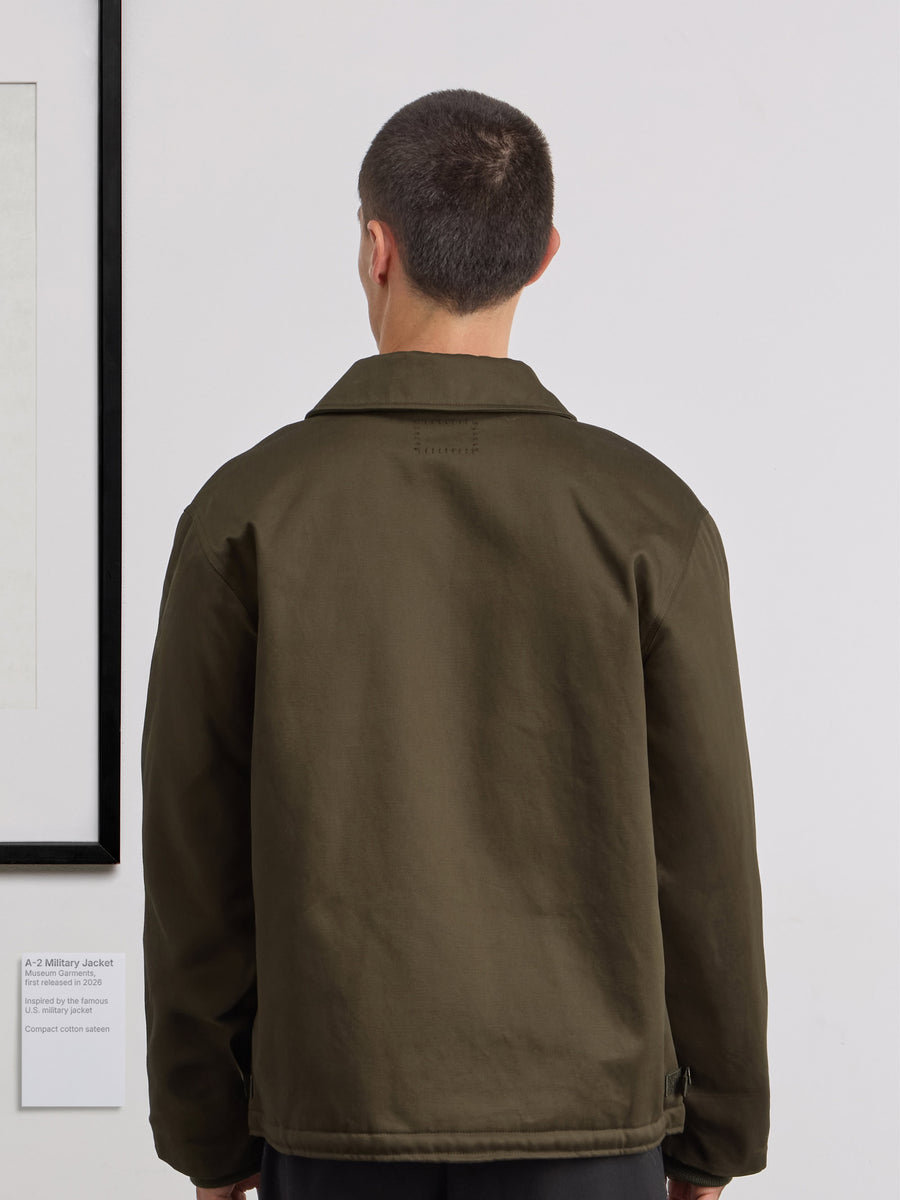 Museum Garments A-2 Military Jacket vert militaire foncé en coton - porté, vue 8