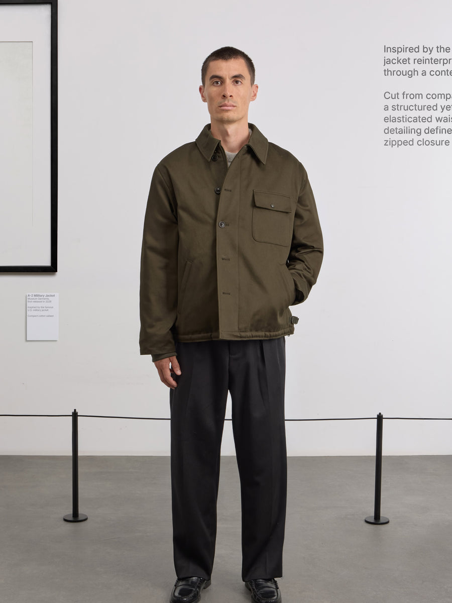 Museum Garments A-2 Military Jacket vert militaire foncé en coton - porté, vue 9