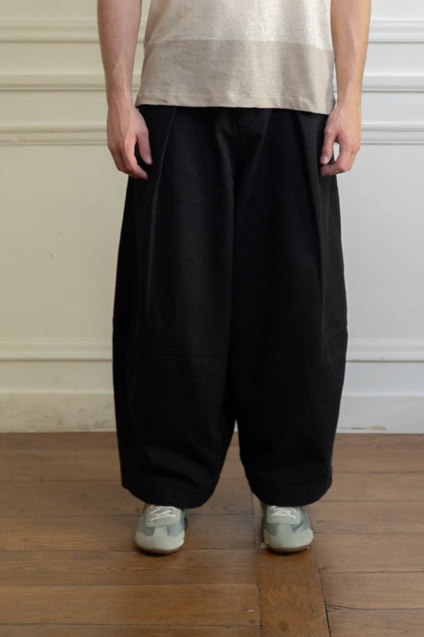 P4AZM DEADBEAT TROUSER - Black