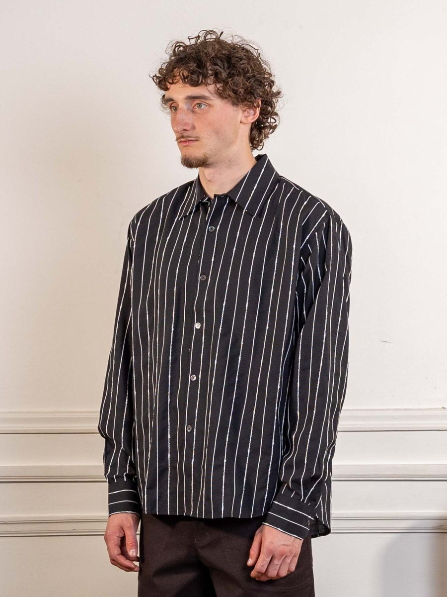 FIND SHIRT - BLACK / WHITE STRIPE
