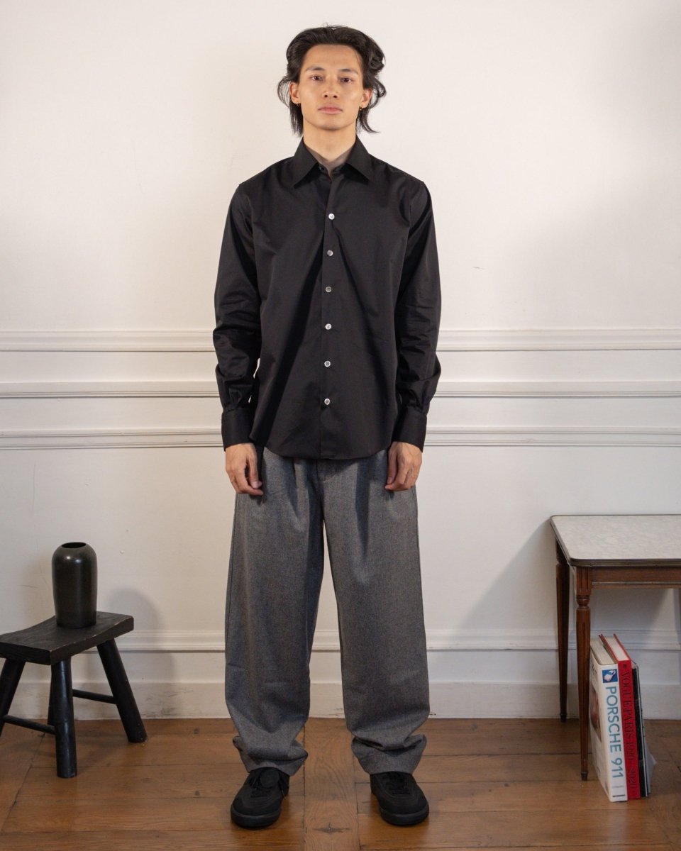 BLACK NORMAL SHIRT