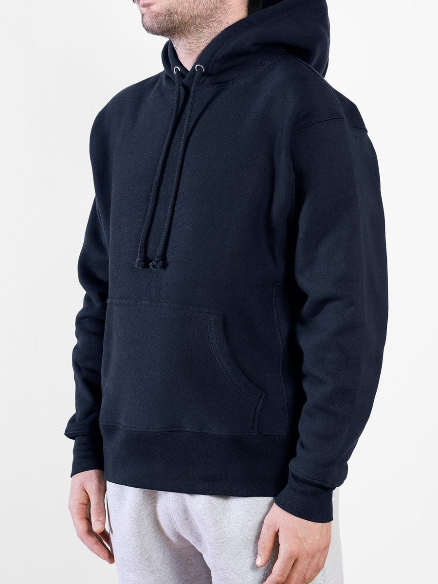 Super Weight Hoodie Power Goods navy, porté, vue de face