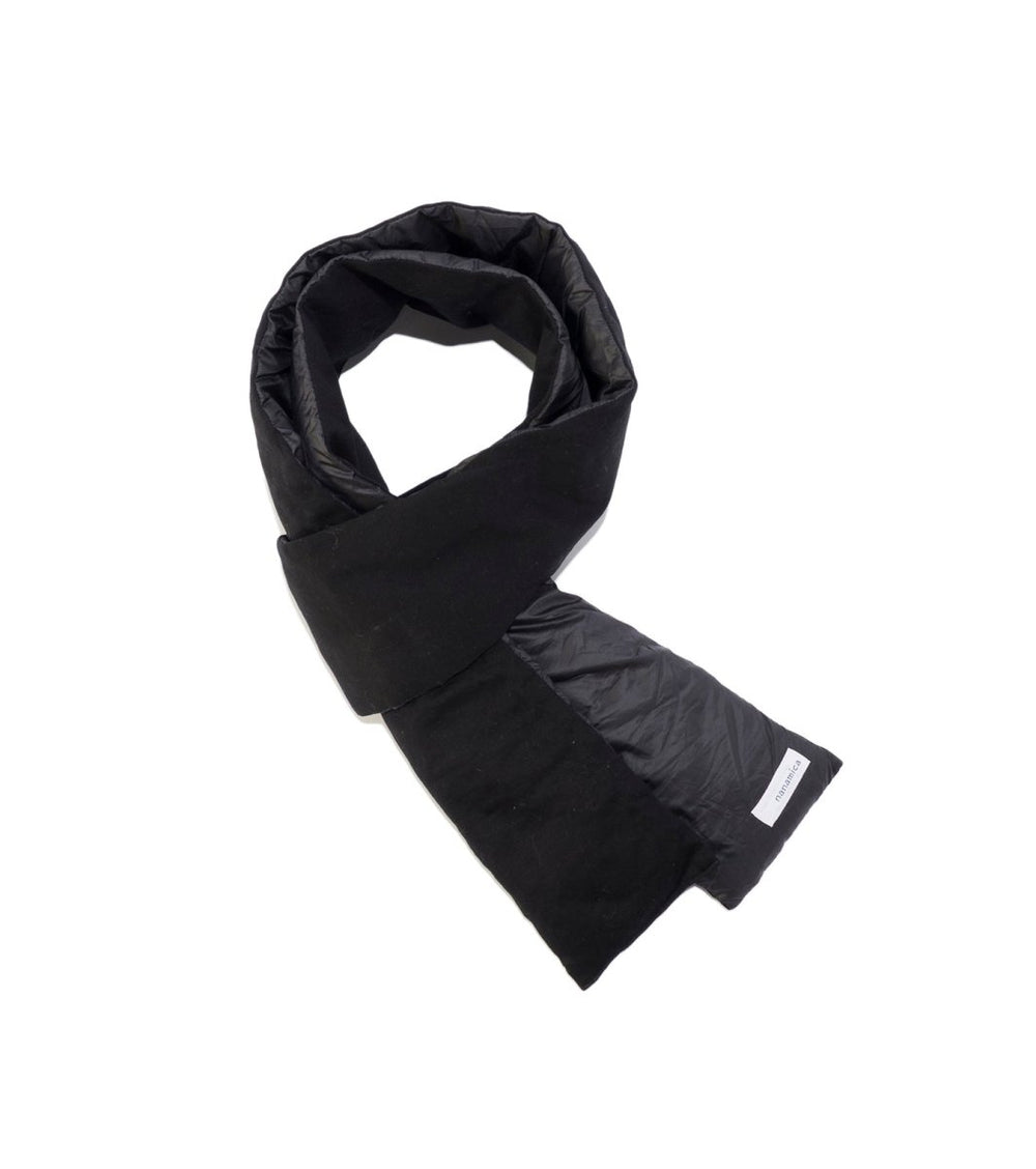 DOWN MUFFLER - Black NANAMICA - packshot echarpe nouee