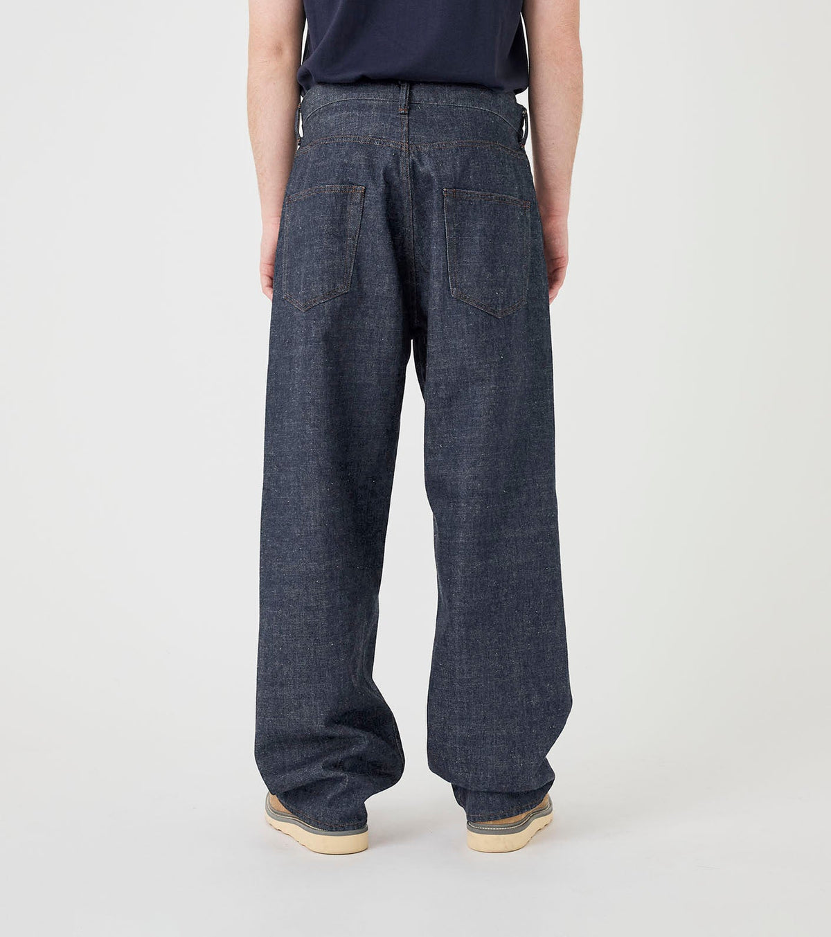 SELVAGE DENIM PANTS - Indigo NANAMICA - vue de dos portee
