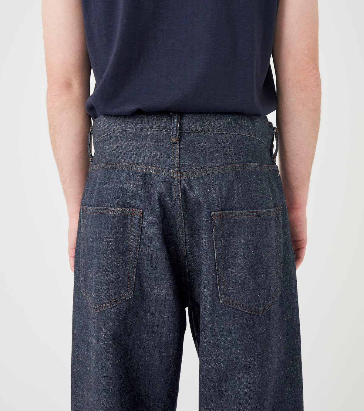 SELVAGE DENIM PANTS - Indigo NANAMICA - detail poches arriere