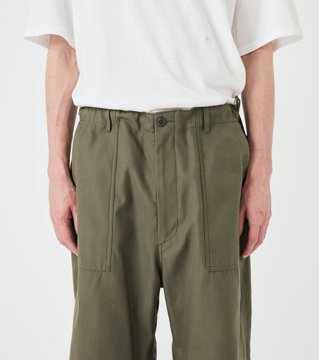 WIDE BAKER PANTS - Khaki NANAMICA - detail taille elastiquee et grandes poches avant