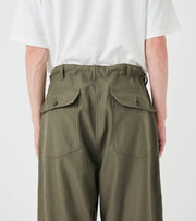 WIDE BAKER PANTS - Khaki NANAMICA - detail poches arriere a rabat