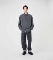 SELVAGE DENIM STRAIGHT PANTS - Indigo NANAMICA - silhouette complete portee