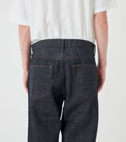 SELVAGE DENIM STRAIGHT PANTS - Indigo NANAMICA - detail poches arriere