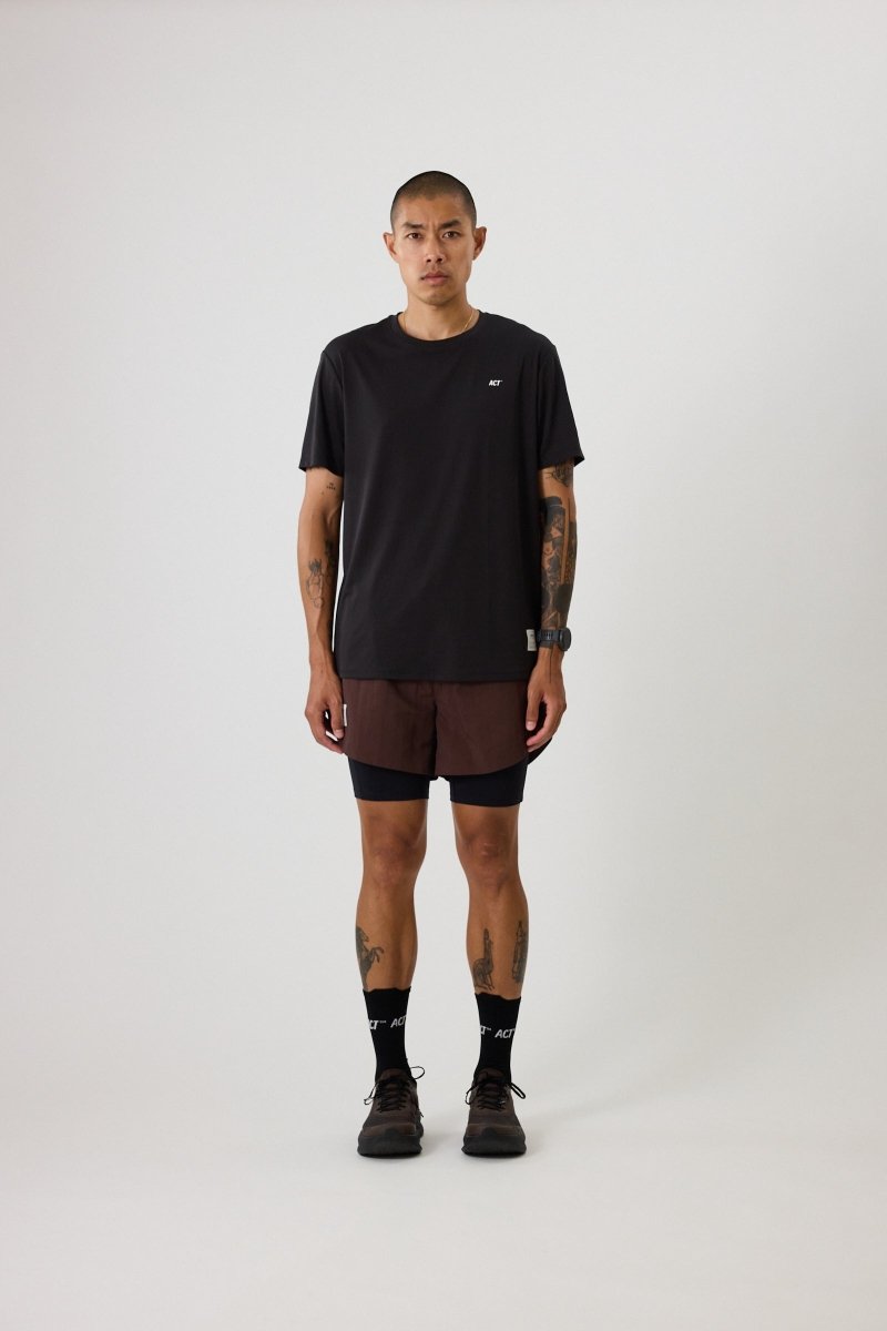 SHELLLIGHT SHORT 2EN1 - Marron ACT RUNNING - vue portée
