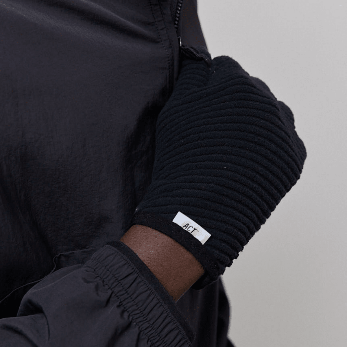 ThermoShell Gants Noir - ACT Running - Aura Store - vue 5 — photo 5