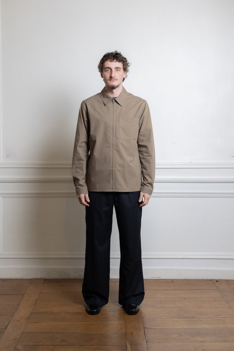 Surchemise zippée Another Aspect Zip Shirt 1.0 JPN ishi beju portée de face
Image — photo 1
