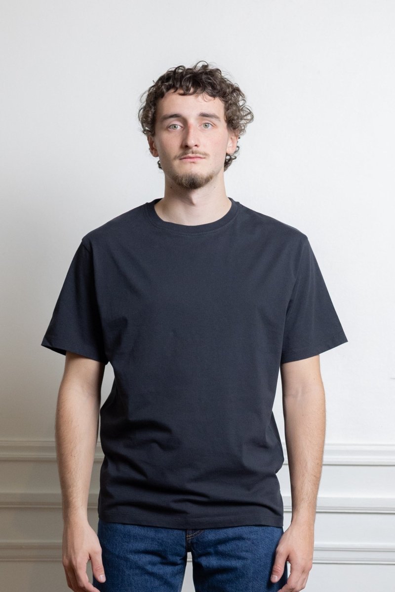  T-shirt Another Aspect 1.0 noir profond détail col rond côtelé
Image — photo 2